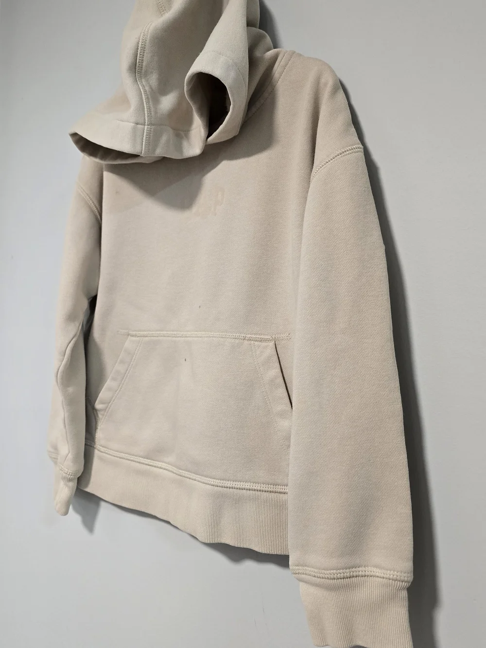 GAP Kids Hooded Pullover Sweatshirt Beige with Minor Flaw.